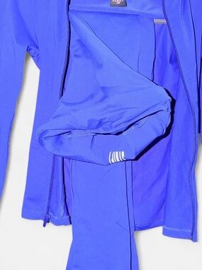 Stript Electric Blue jacket and stacked leggings